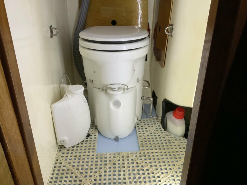 Air Head Installation on a 30 foot yacht