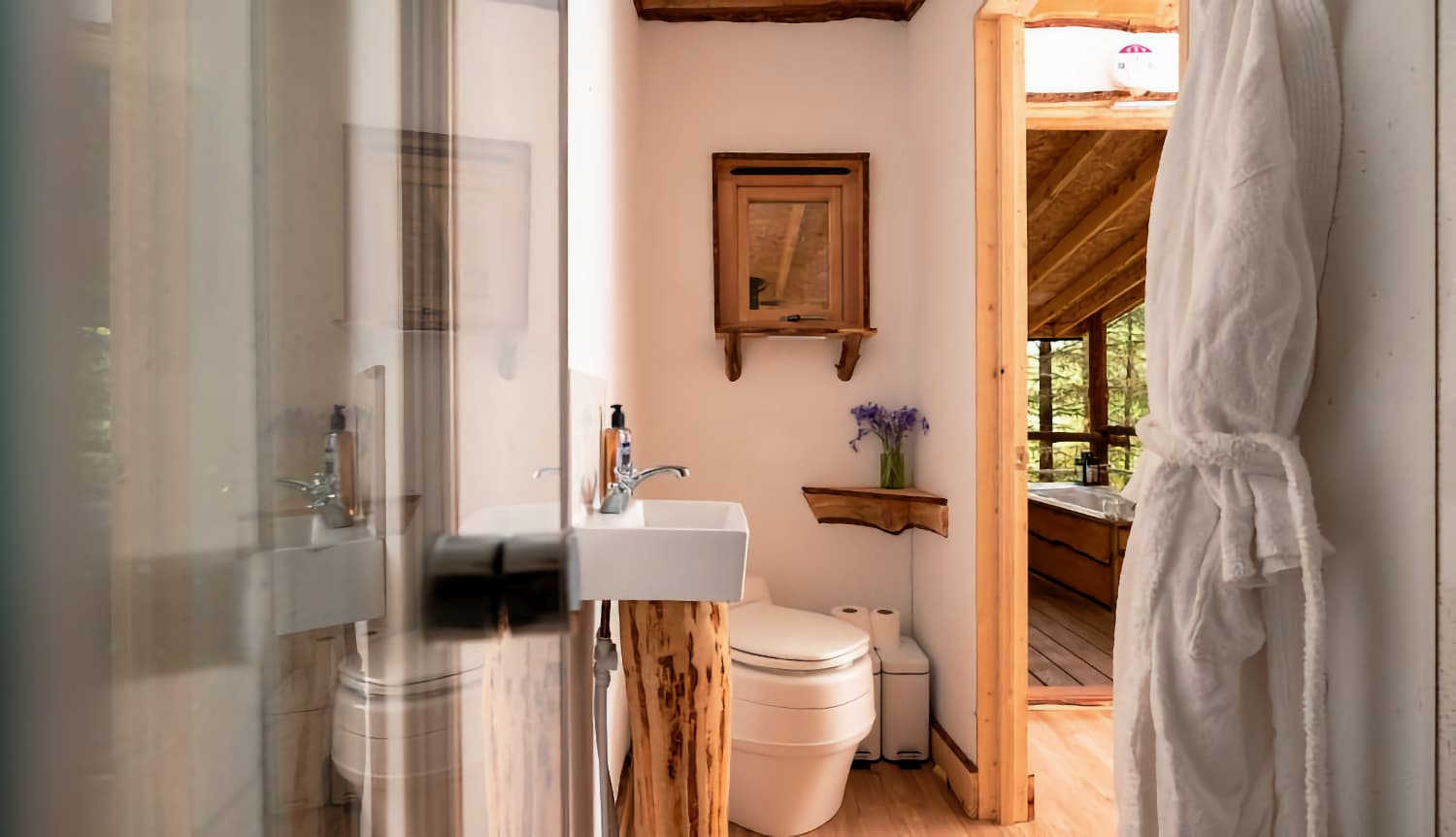 Separett Villa Extend in the bathroom of the cabin